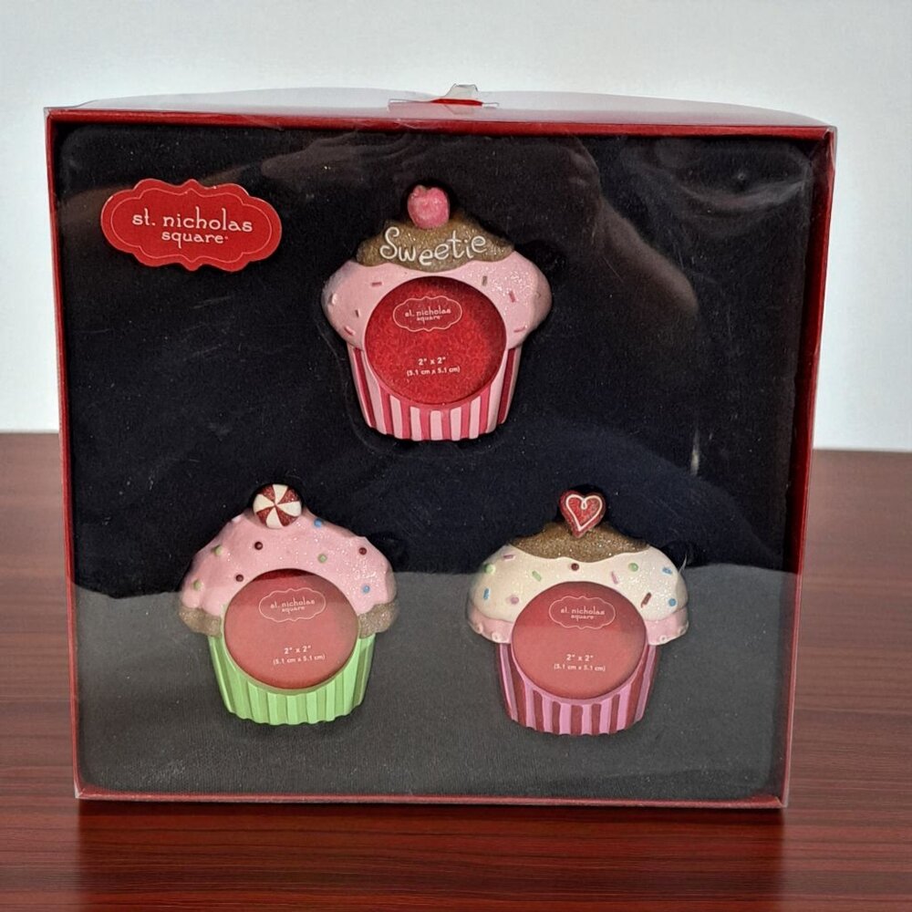 NEW IN BOX: St. Nicholas Square Cupcake Ornament Frames - 3 Frames (3" X 3")